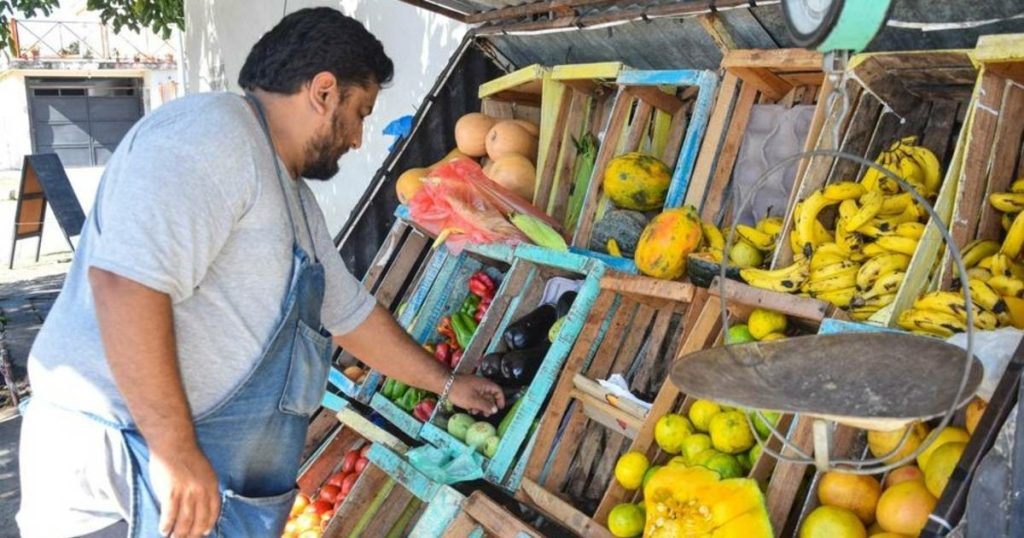 Grave denuncia de la Unión Frutihortícola Argentina: «El consumo ha caído notablemente y nos recuerda al 2001»