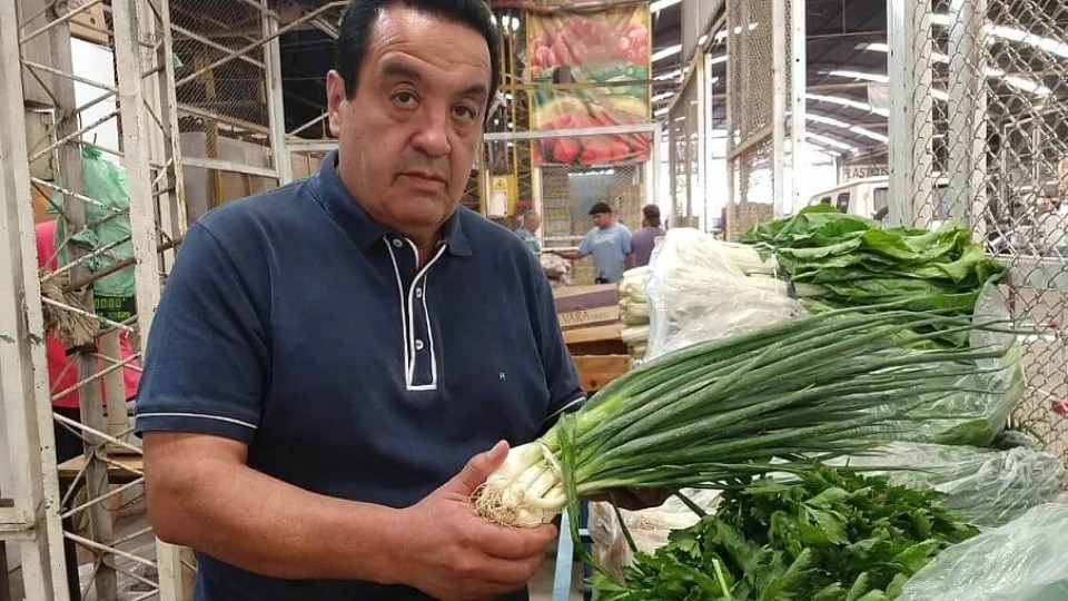 Omar Carrasco de la Unión Frutihortícola: "Cuando cae la primera helada, se corta la mercadería local y suben los precios"